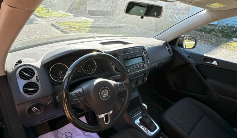 2012 VOLKSWAGEN TIGUAN S full