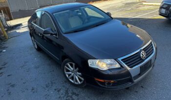 2010 VOLKSWAGEN PASSAT KOMFORT full